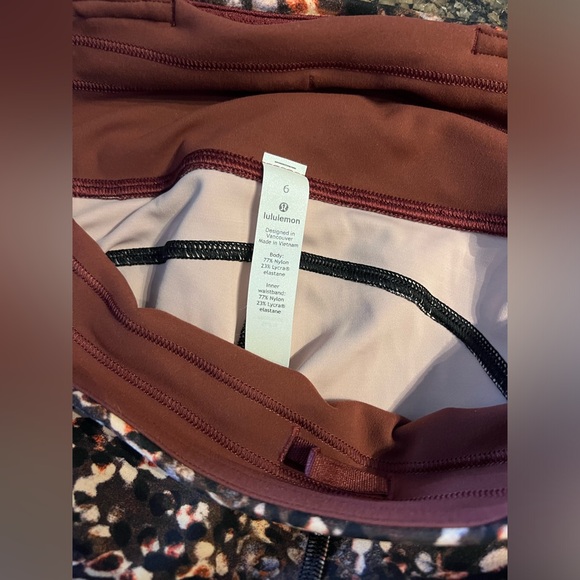lululemon Wunder Train Hi Rise with Pockets (size 6) - Picture 4 of 4